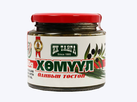 Хөмүүл with olive oil